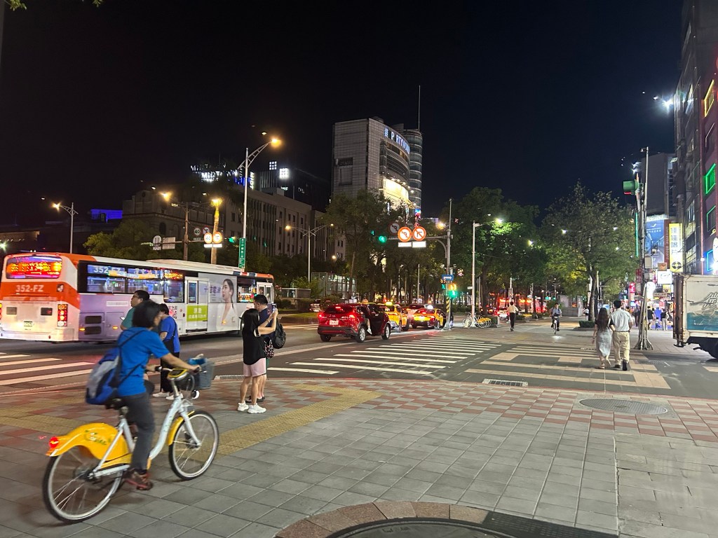 Let’s talk about a 5-day Taiwan Trip (Part 2 – More Prep, Flying&nbsp;In)